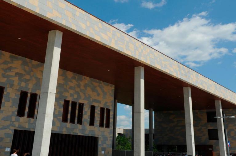 Lycée international - Saint Genis Pouilly - Entrée