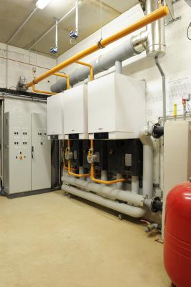 Groupe scolaire Guignes 77 - 3 chaudières gaz à condensation de 114 kW chacune
