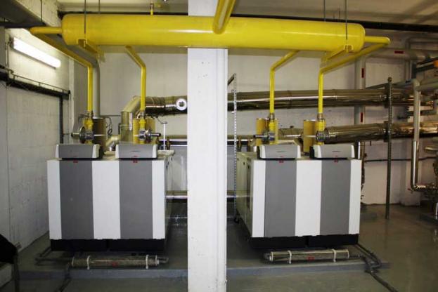 Chaudières gaz à condensation et circuits secondaires animées par hydroéjecteurs.