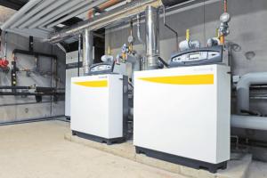 Deux chaudières gaz à condensation de 170 kW chacune.